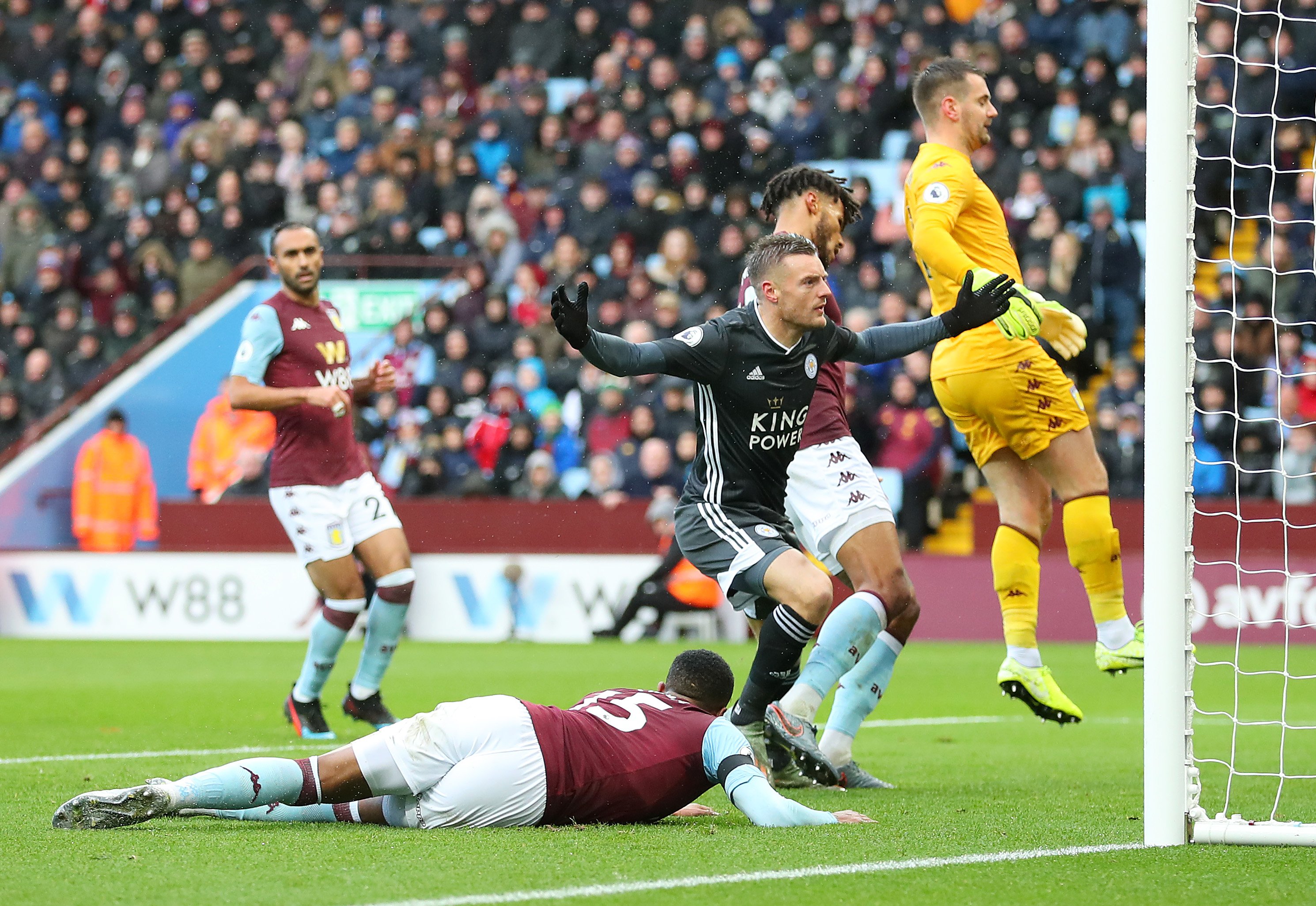 球世界里 球世界里